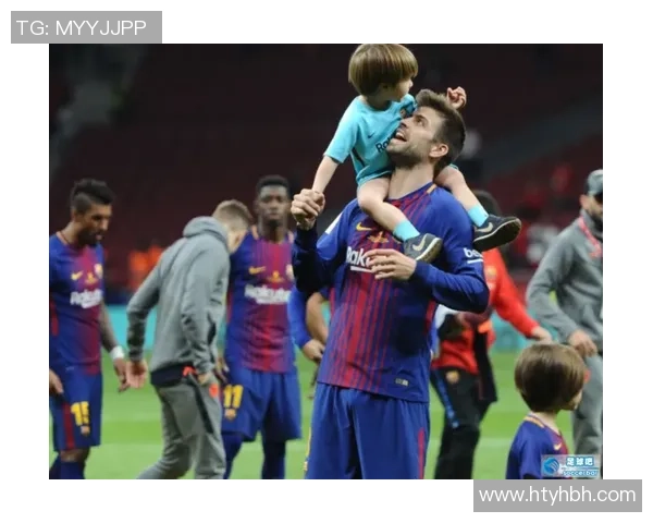 足球巨星亲力亲为带娃日常 展现柔情一面照顾孩子成长